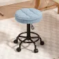 Taburete Giratorio Redondo Taburete con Ruedas Altura Regulable 50-66 cm Asiento Tapizado en Tejido de Borreguito Azul Taburete Giratorio Redondo Taburete con Ruedas Altura Regulable 50-66 cm Asiento Tapizado en Tejido de Borreguito Azul