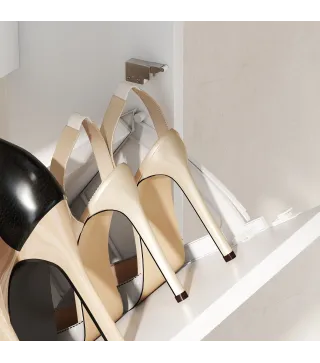 Zapatero Estrecho con Espejo y 4 Puertas Abatibles para 12 Pares de Zapatos 63x17x146 cm Blanco