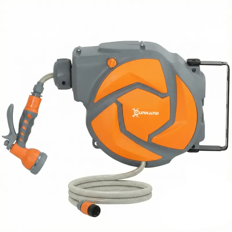 Manguera Retráctil de Pared con Carrete de 10+1 m con Retorno Enrollado Automático y Boquilla de 7 Funciones Gira 180°
