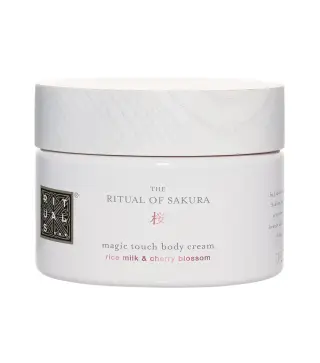 RITUALS THE RITUAL OF SAKURA CREMA CORPORAL RICE MILK & CHERRY BLOSSOM 220ML